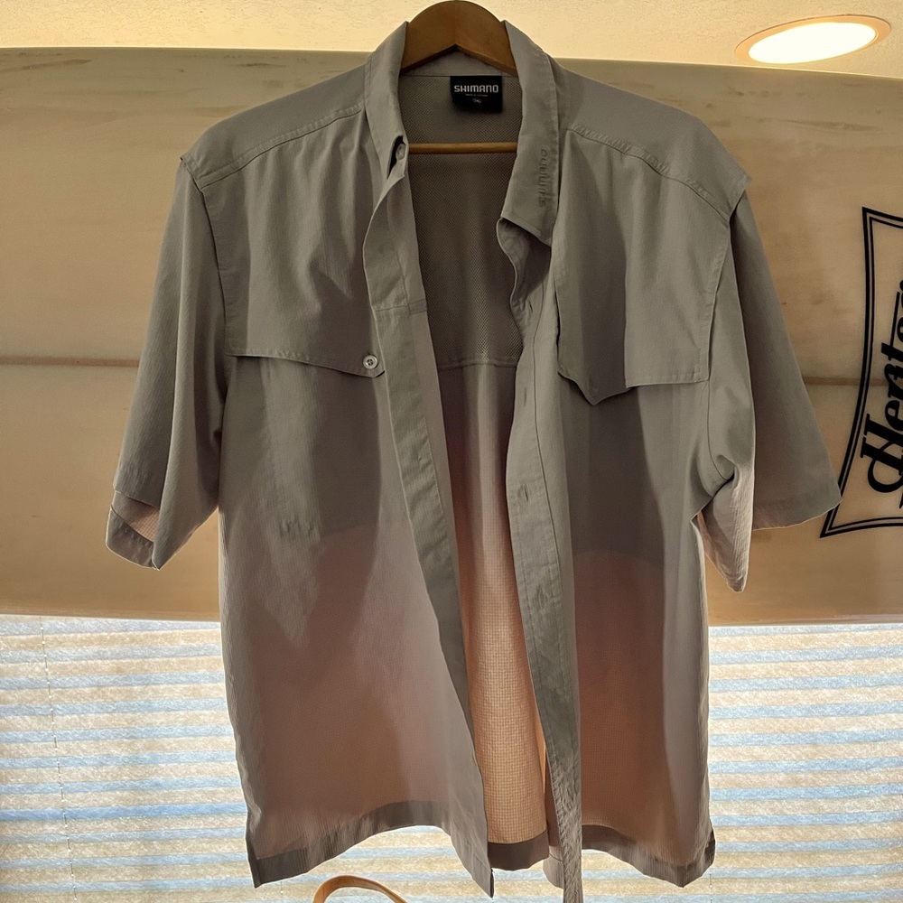 Mens extra large Shimano fishing shirt.